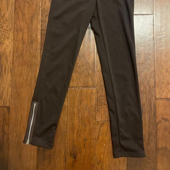 Brown Stretchable Pants - Picture 4 of 4